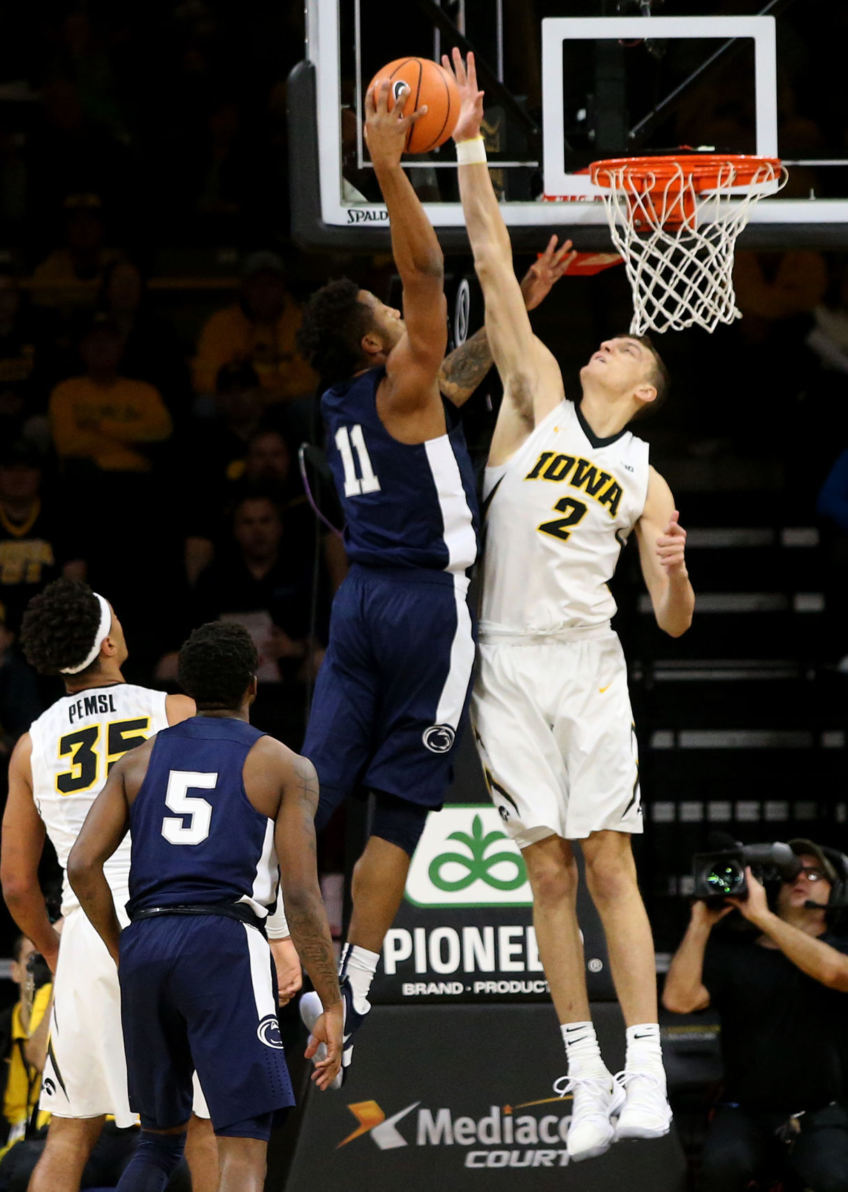 120217-Iowa-PennSt-004